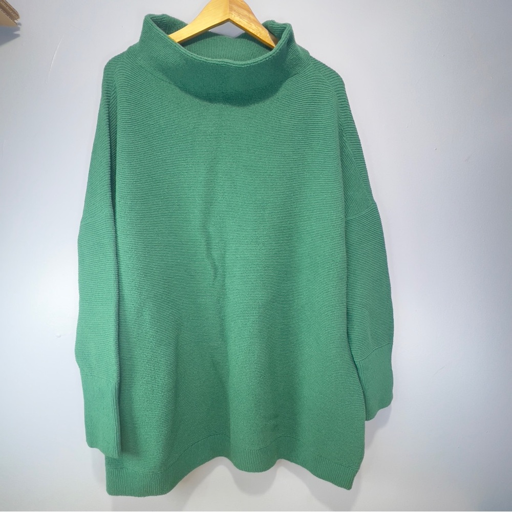 Free People Green Sweater - Size L